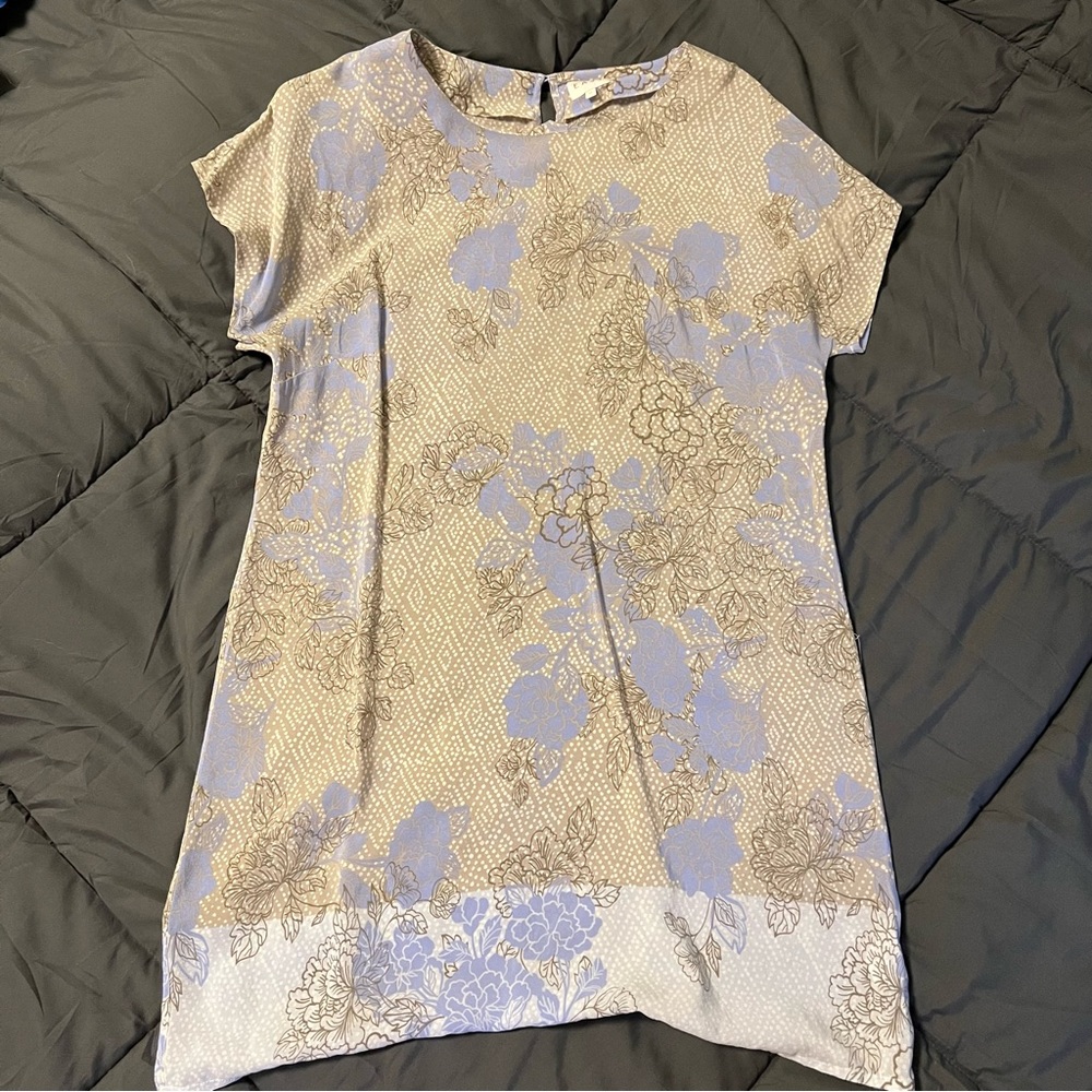 Pretty floral tunic